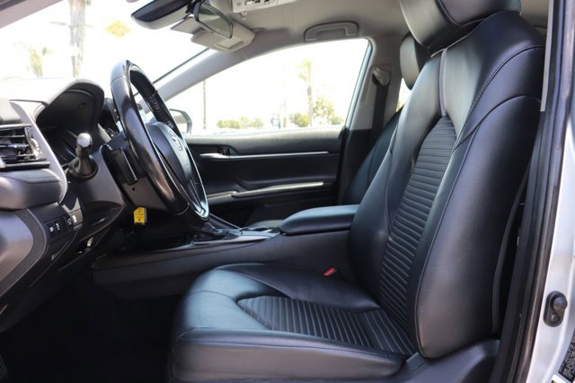 Used 2021 Toyota Camry SE w/ Carpet Mat Package (TMS) FWD image 11