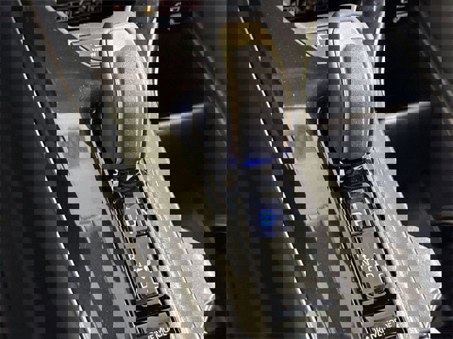 New 2025 Toyota Crown Signia image 19