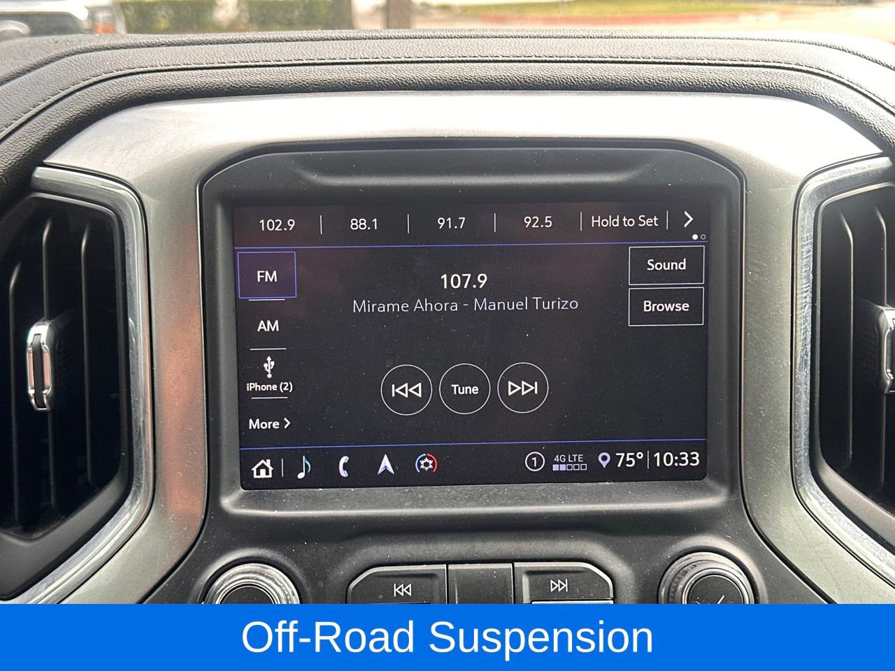 Used 2020 Chevrolet Silverado 1500 LT w/ Texas Edition AWD/4WD image 32