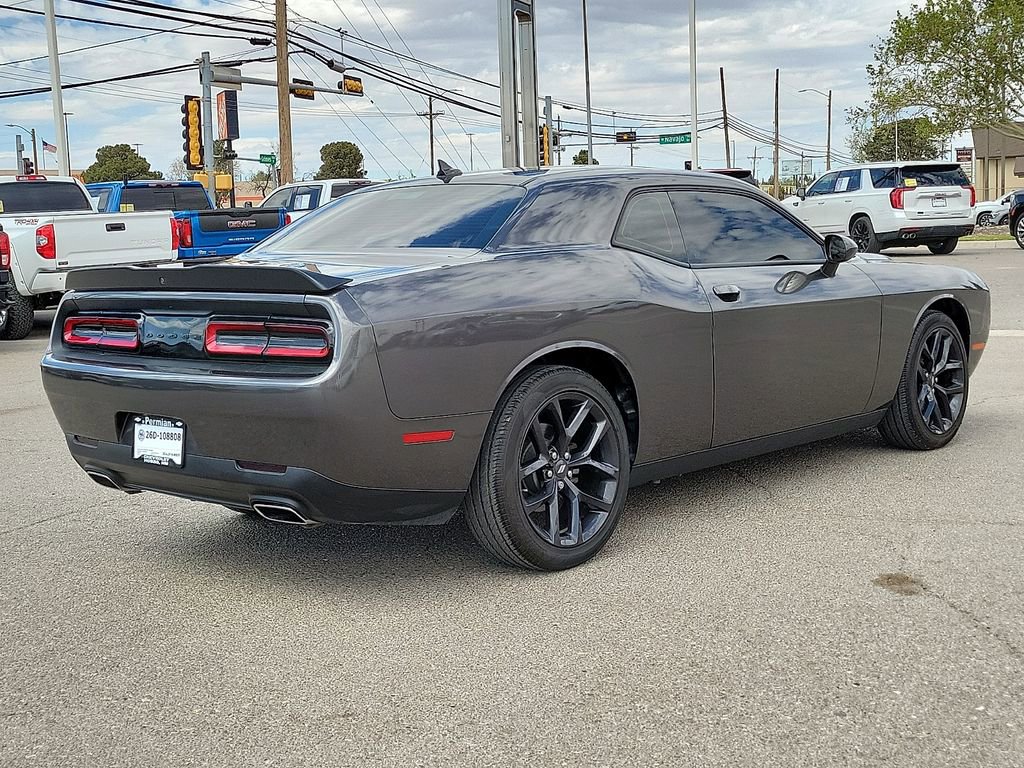 Used 2021 Dodge Challenger SXT w/ Blacktop Package image 11