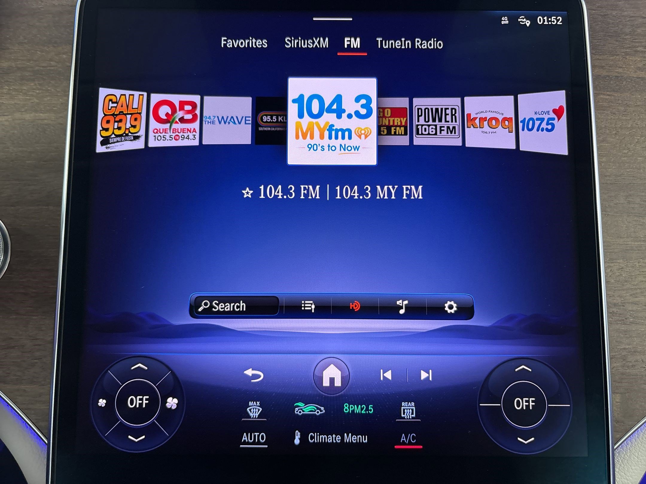 Certified 2023 Mercedes-Benz EQS 450+ 4MATIC Sedan image 22