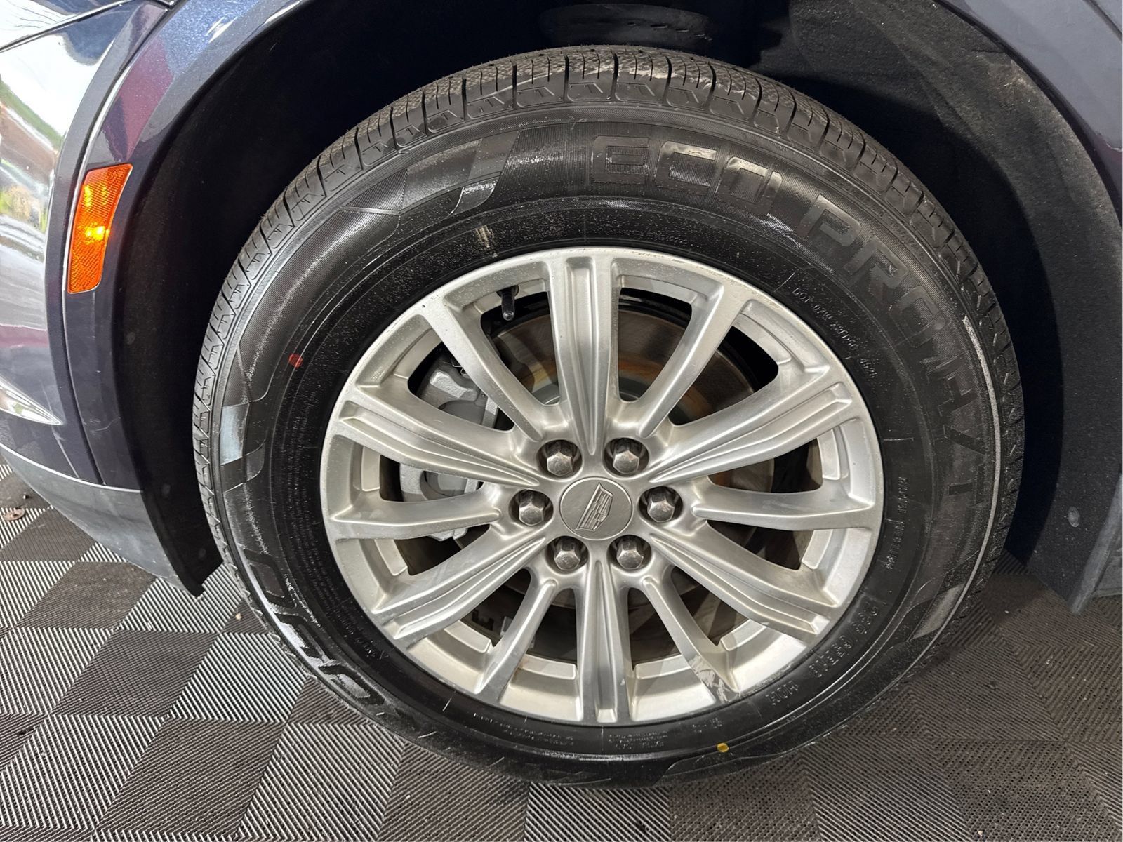 Used 2018 Cadillac XT5 AWD image 23