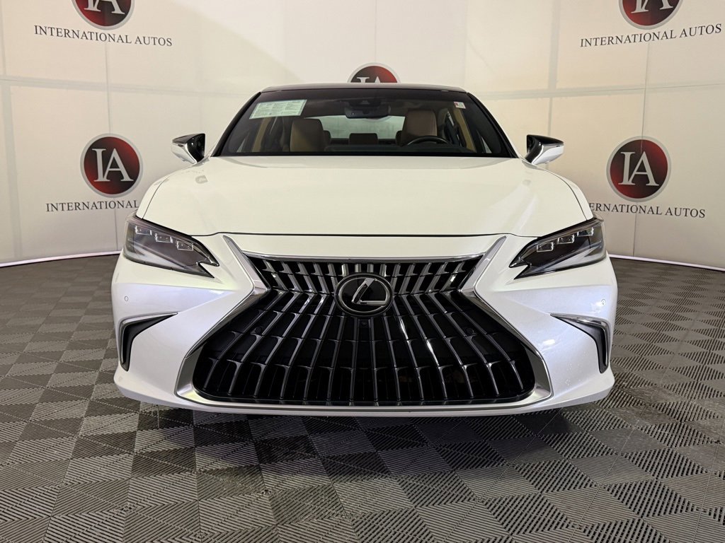 Used 2023 Lexus ES 350 Ultra Luxury image 2