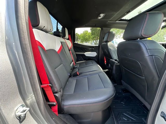 Used 2025 GMC Canyon AT4 w/ AT4X Package AWD/4WD image 30