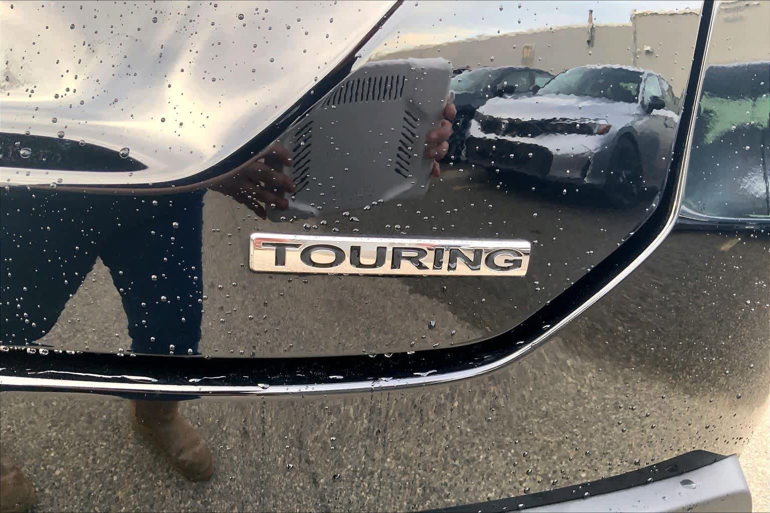 Used 2023 Honda Pilot Touring image 10