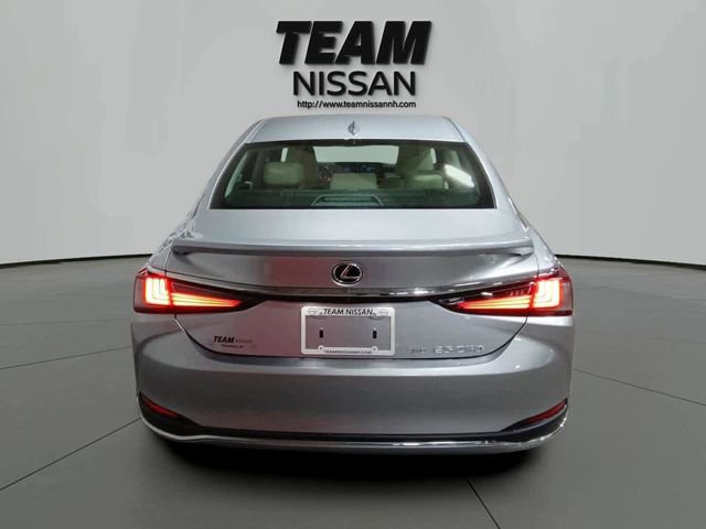 Used 2022 Lexus ES 250 w/ Premium Package image 5