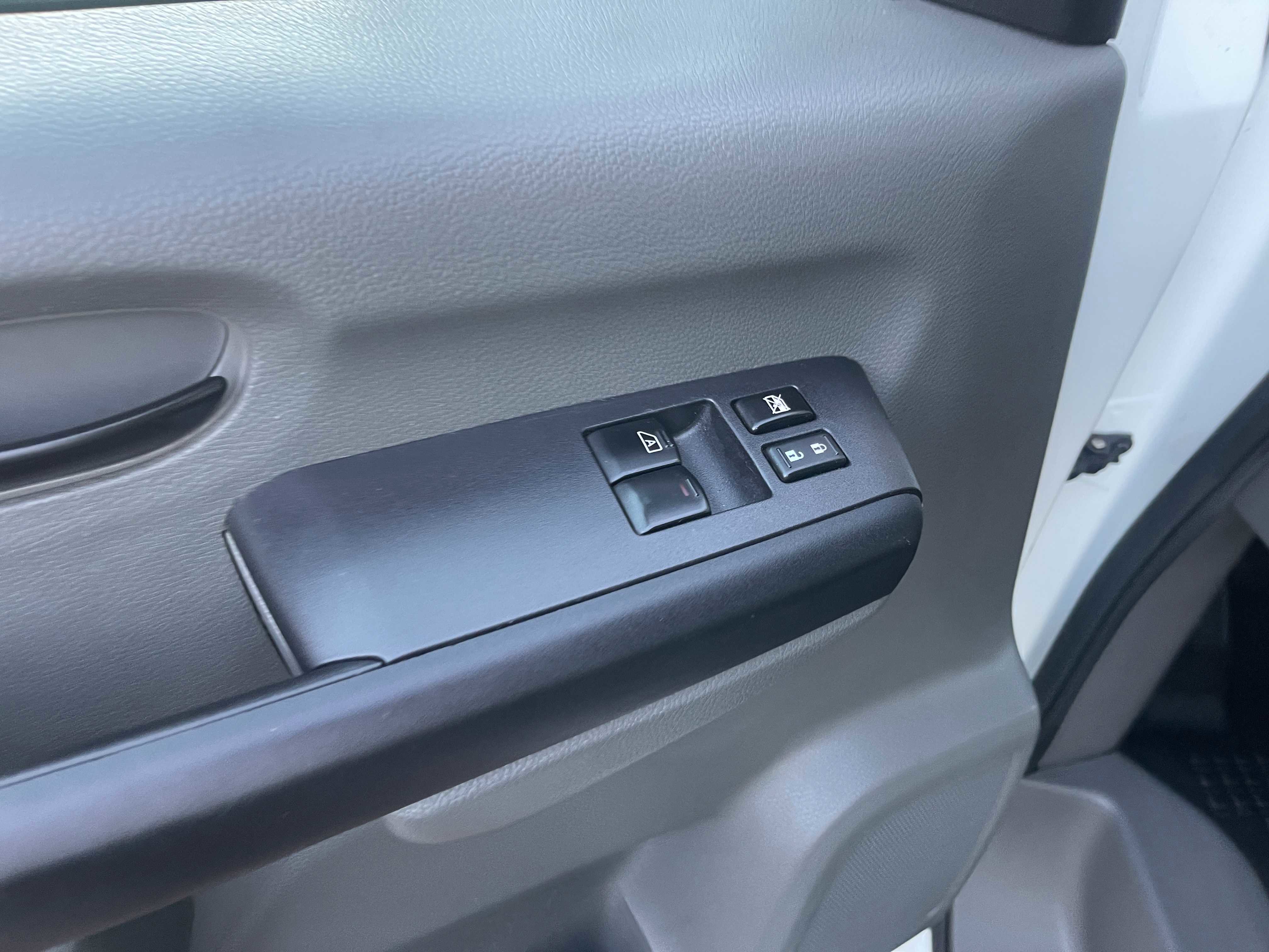 Used 2018 Nissan NV 1500 SV w/ Navigation Package image 18