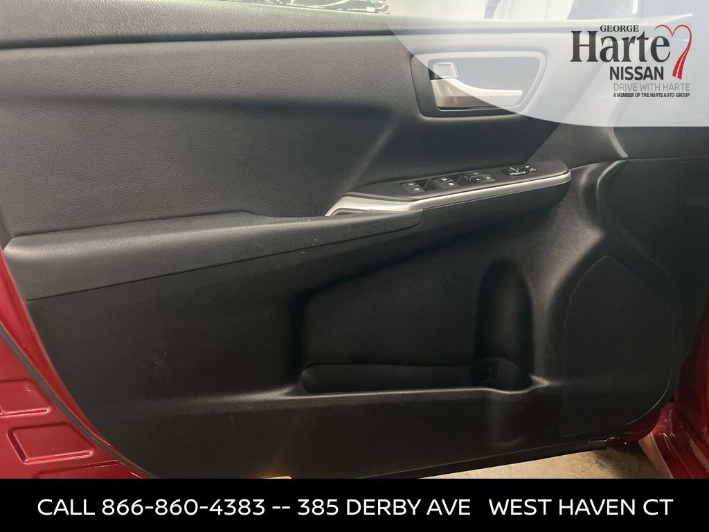 Used 2017 Toyota Camry LE image 23