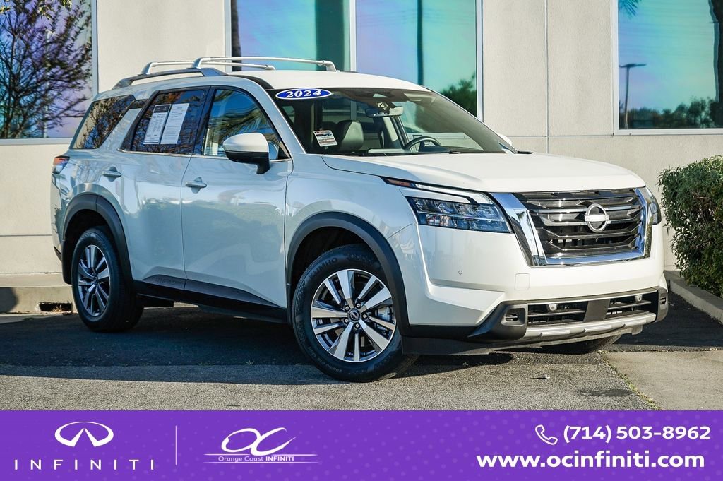 Used 2024 Nissan Pathfinder SL
