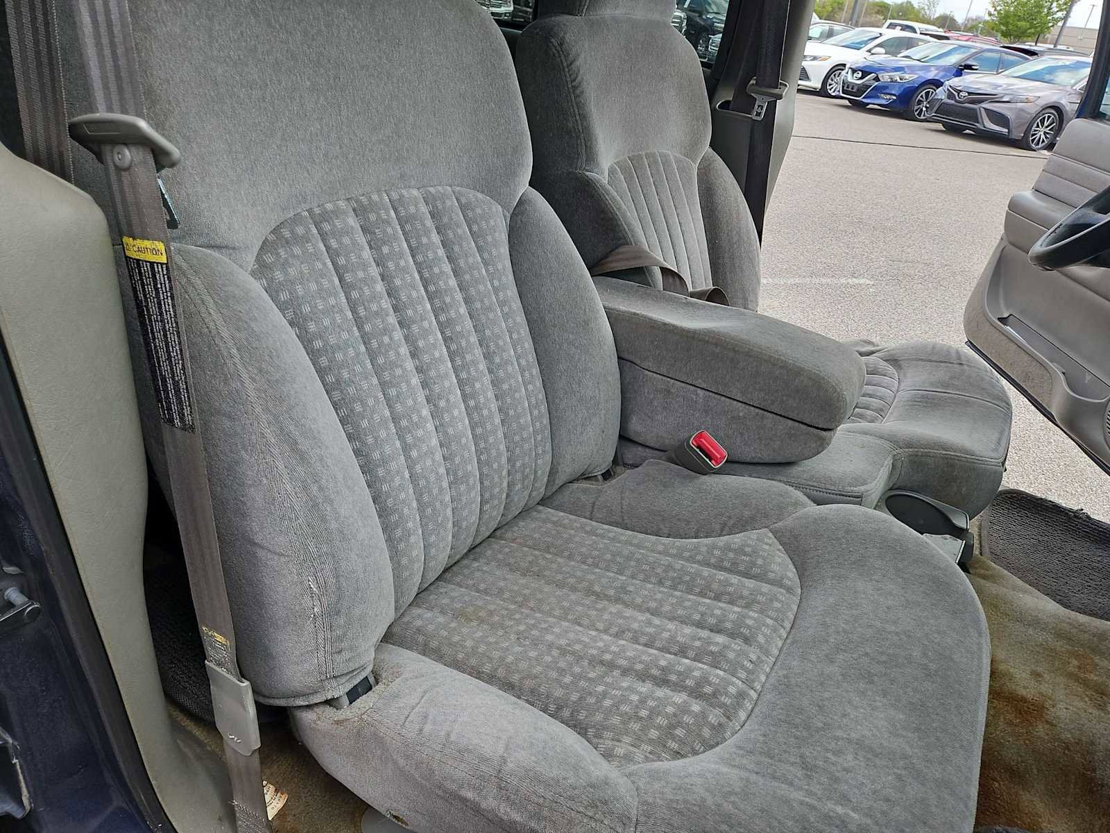 Used 2000 Chevrolet Blazer LS w/ LS Preferred Equipment Group image 21