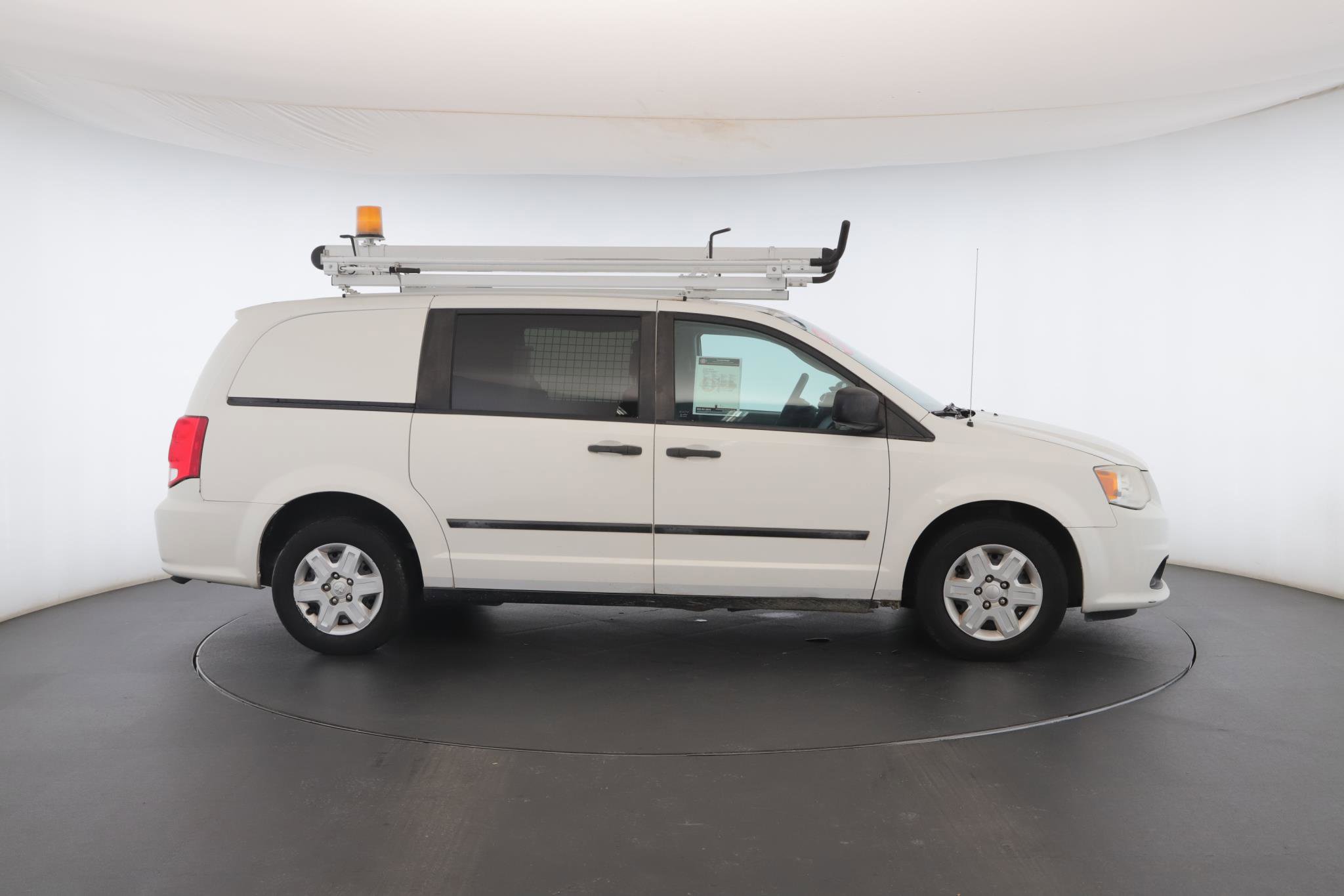 Used 2013 RAM C/V Tradesman image 20