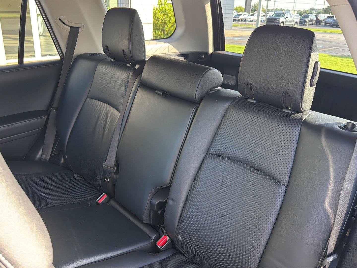 Used 2024 Toyota 4Runner Limited AWD/4WD image 34