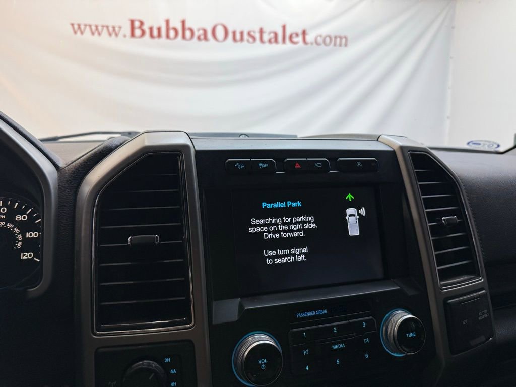Used 2018 Ford F150 Lariat w/ Equipment Group 502A Luxury AWD/4WD image 16