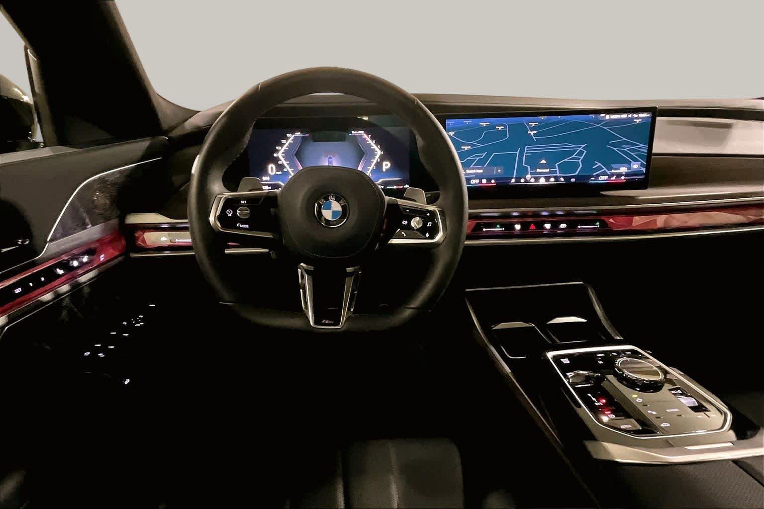 Used 2025 BMW 740i xDrive w/ Executive Package AWD/4WD image 5
