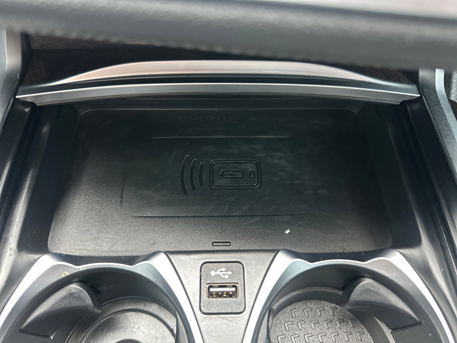 Used 2020 BMW 740i w/ M Sport Package image 33