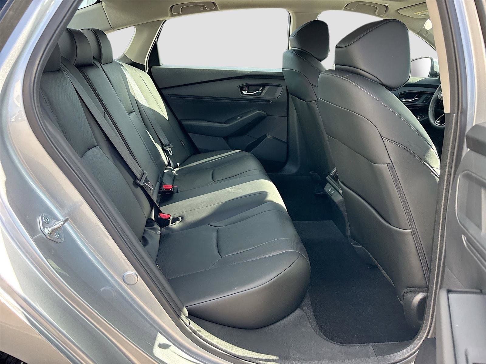 Used 2025 Honda Accord EX-L image 31