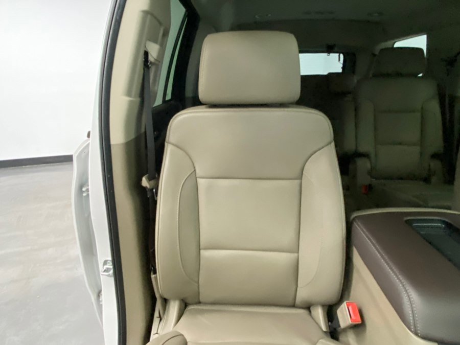 Used 2019 Chevrolet Tahoe LT w/ LT Signature Package AWD/4WD image 25