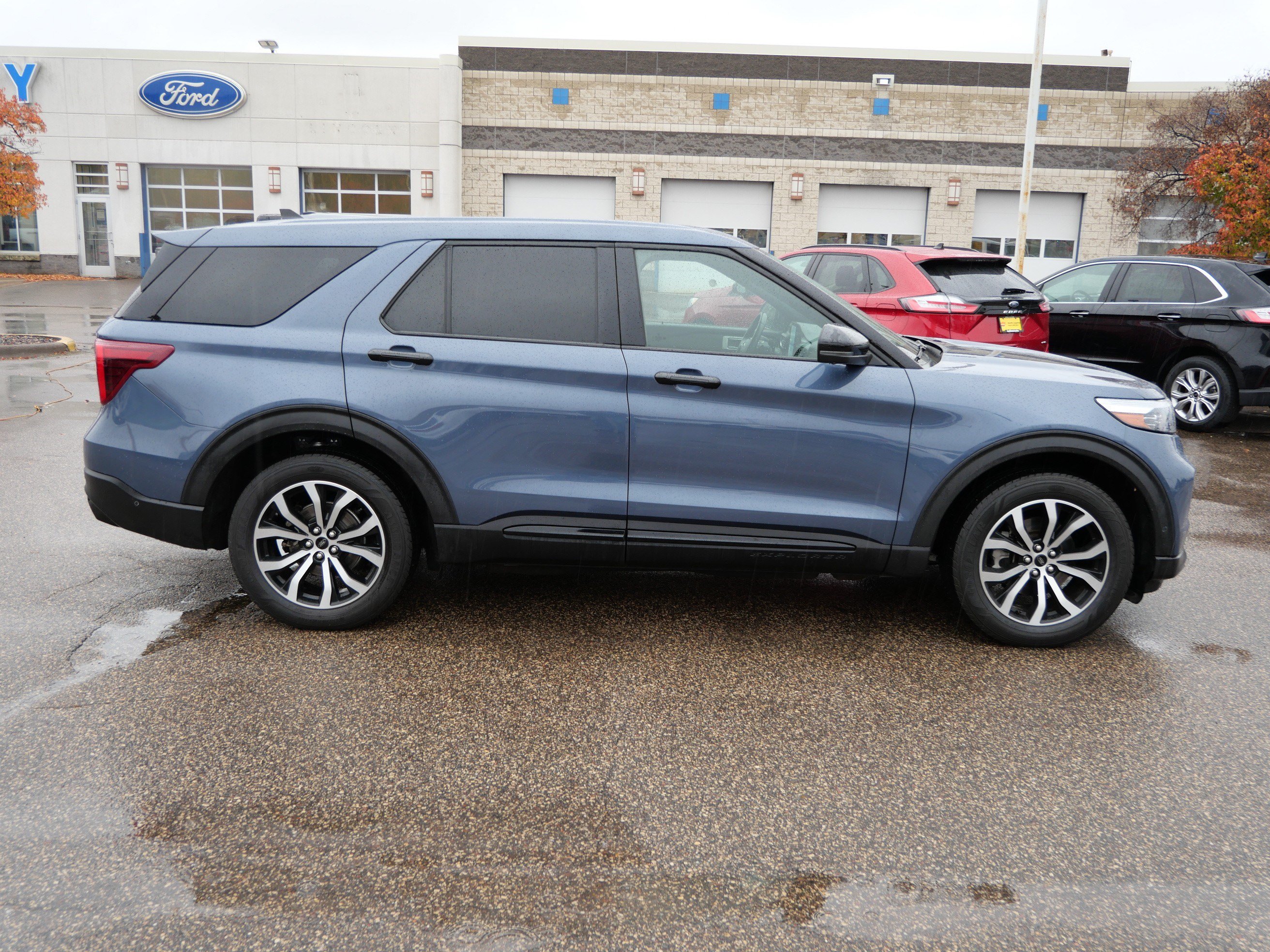 Certified 2021 Ford Explorer ST w/ Equipment Group 401A AWD/4WD image 8