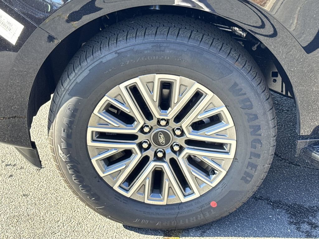 New 2026 Ford Expedition Max Platinum AWD/4WD image 12
