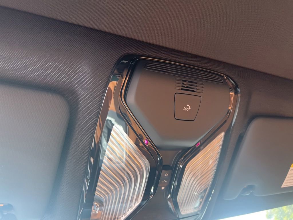 Used 2025 BMW M340i w/ Premium Package RWD image 17