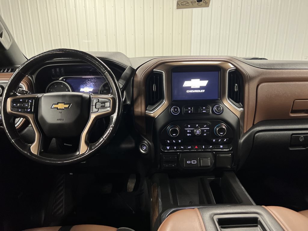 Used 2020 Chevrolet Silverado 3500 High Country w/ Technology Package AWD/4WD image 18