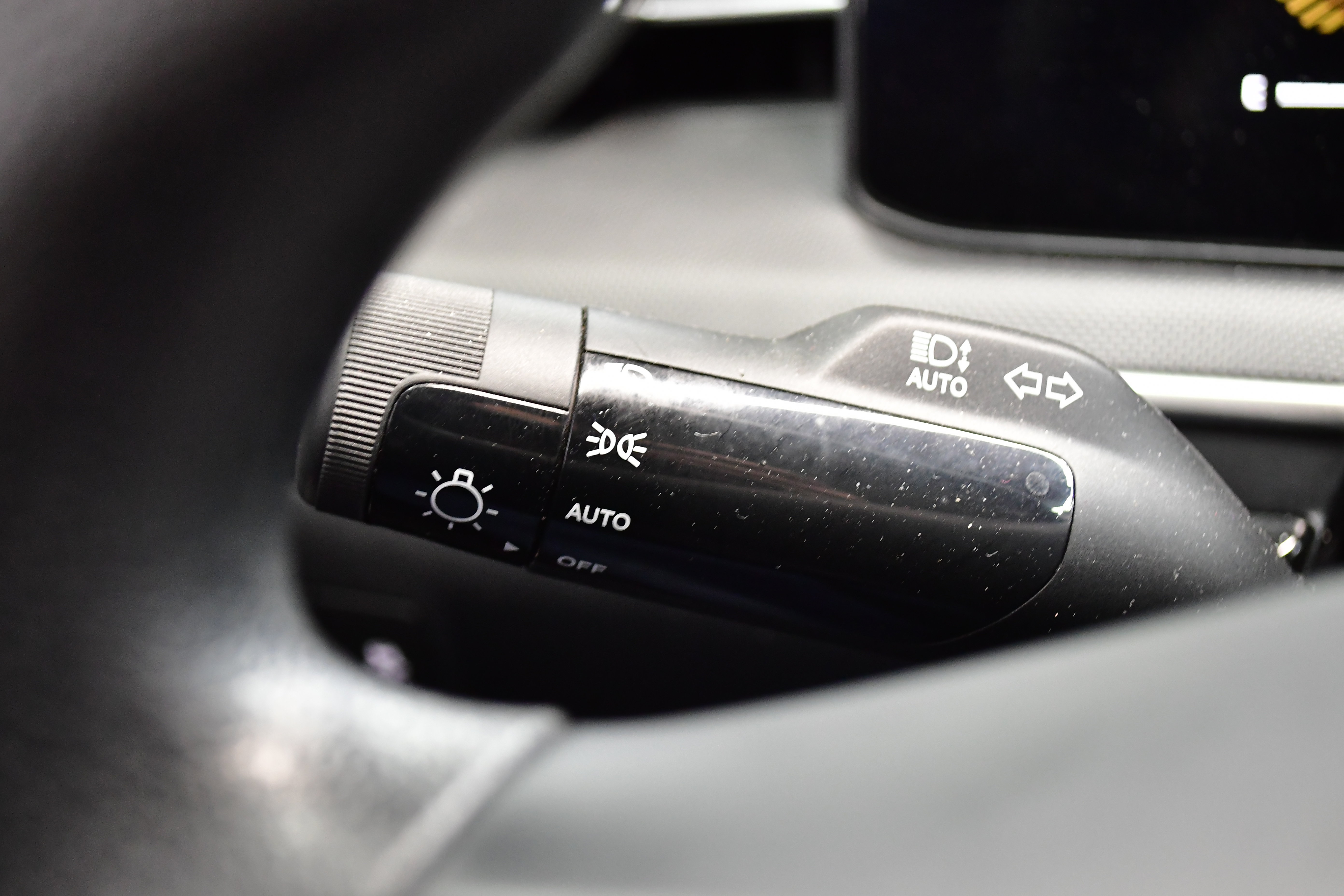 Used 2025 Kia K5 LXS image 19