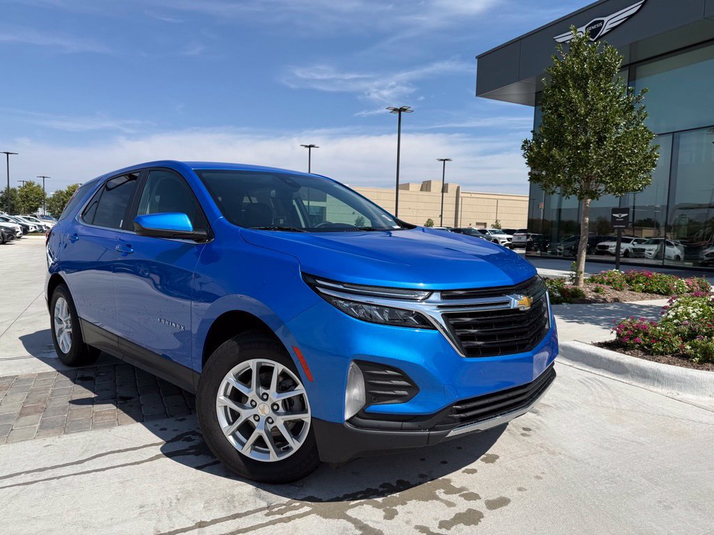 Used 2024 Chevrolet Equinox LT AWD/4WD image 23