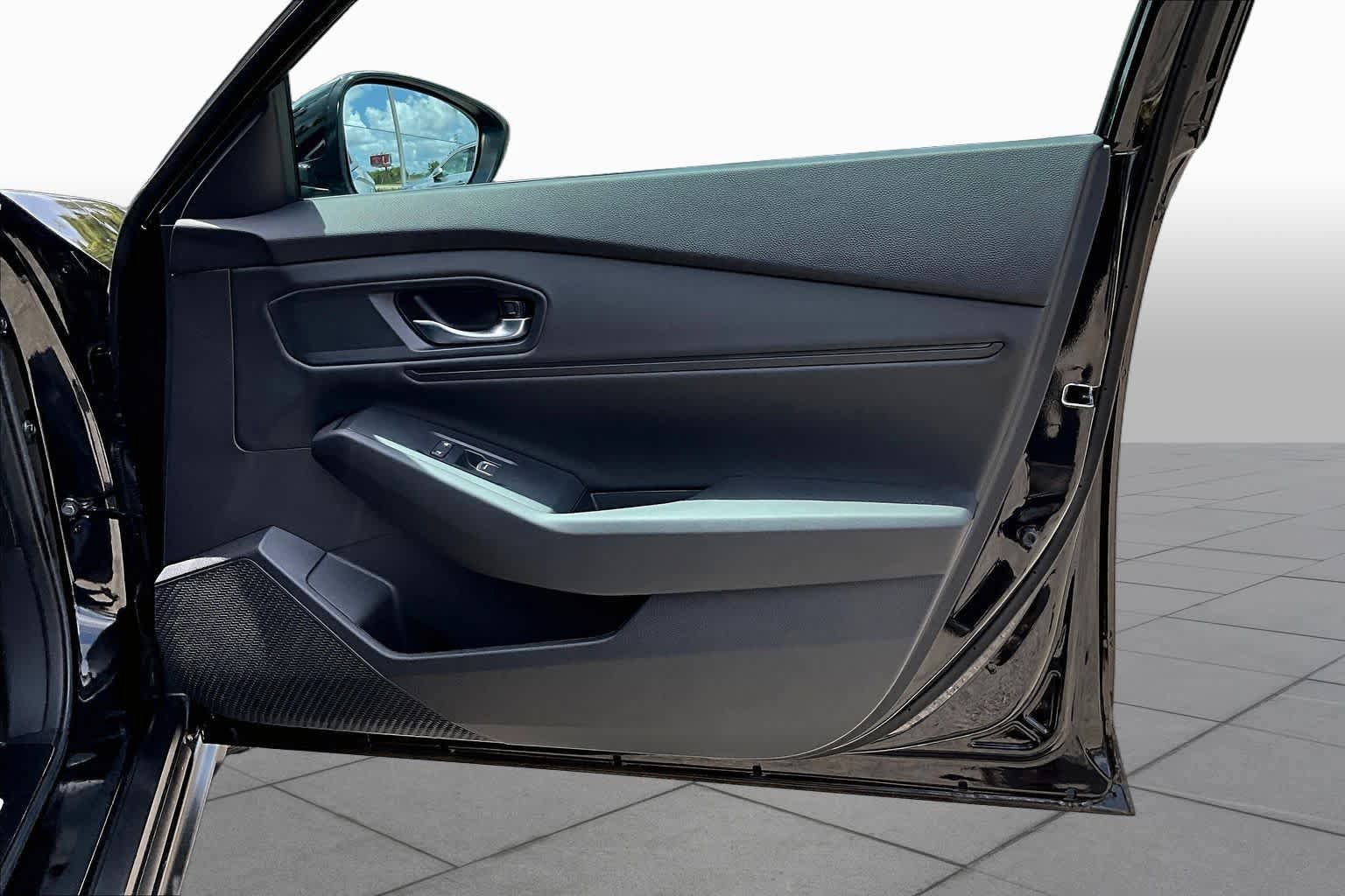 Used 2024 Honda Accord EX image 27