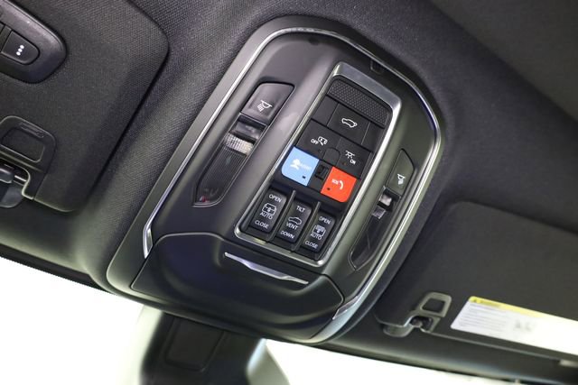 Used 2025 Jeep Grand Cherokee L Limited image 27