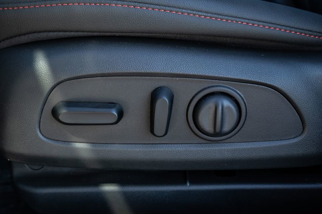 New 2025 Chevrolet Trax RS w/ Driver Confidence Package image 21