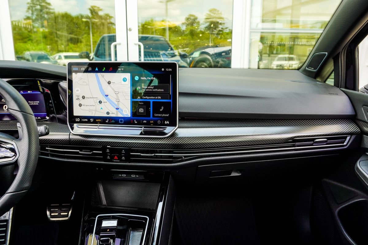 Used 2025 Volkswagen Golf R Black Edition image 16