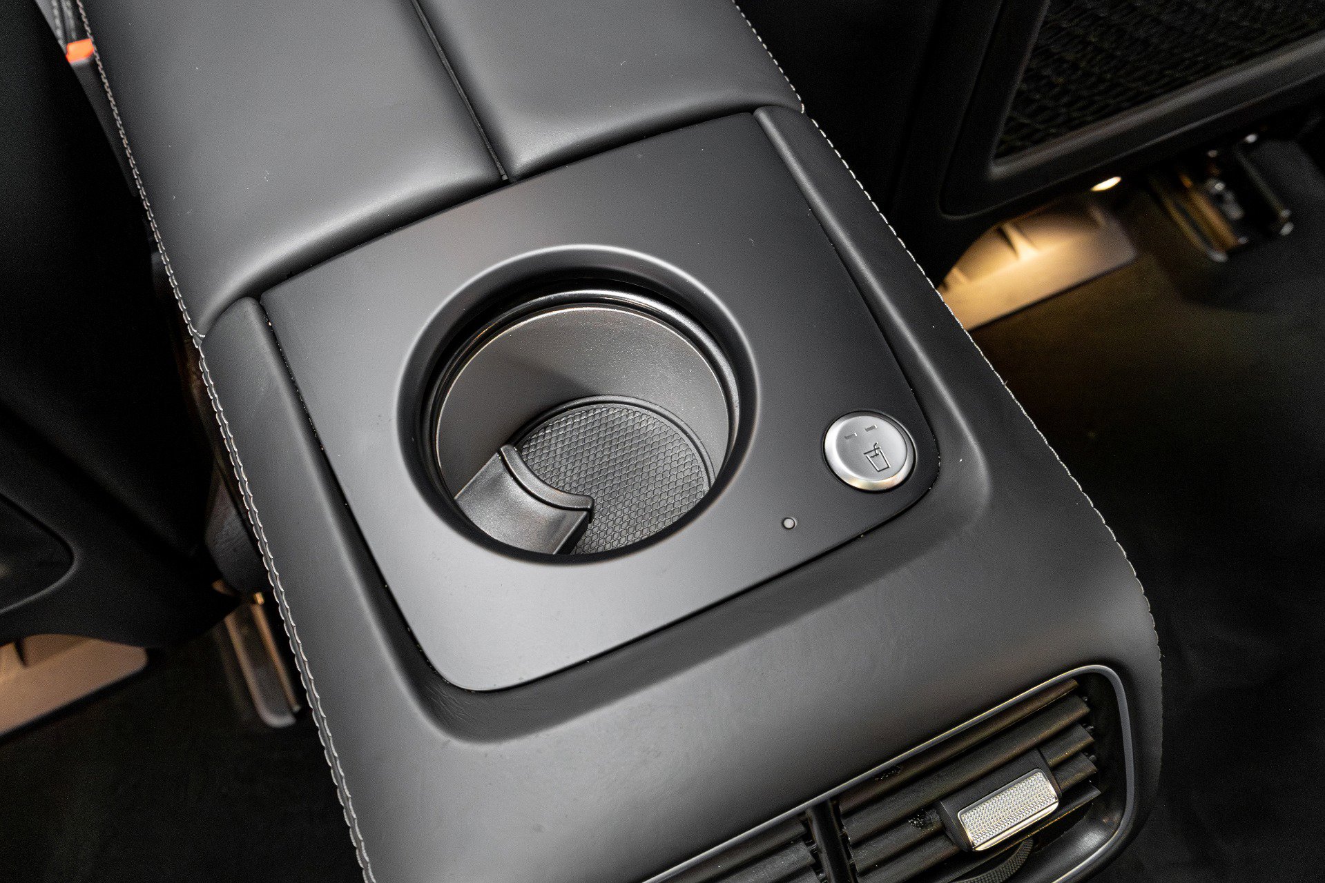 Used 2022 Mercedes-Benz GLS 63 AMG 4MATIC image 29