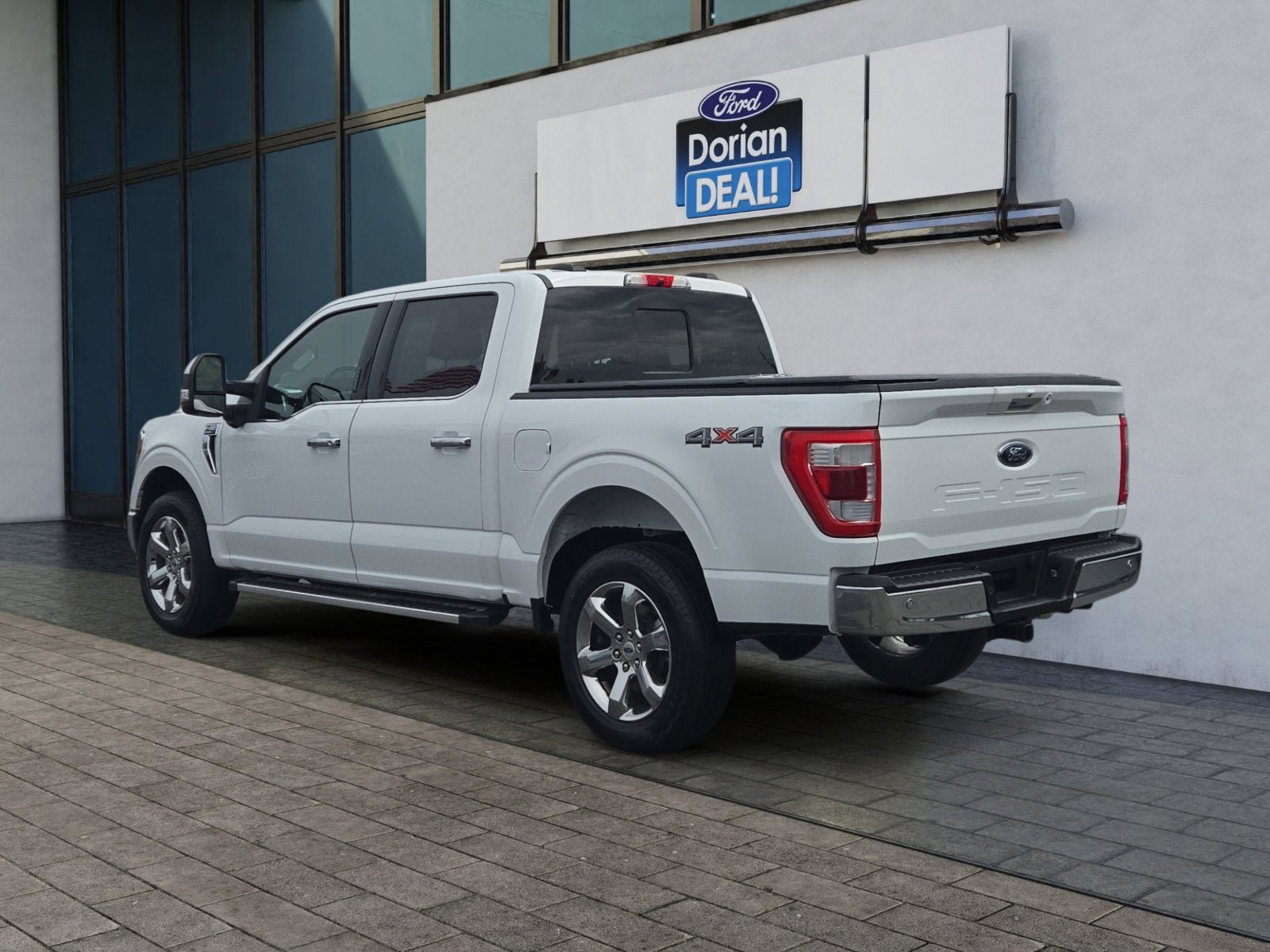 Certified 2022 Ford F150 Lariat w/ Equipment Group 502A High AWD/4WD image 5