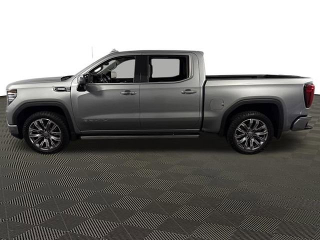 Used 2024 GMC Sierra 1500 Denali AWD/4WD image 3