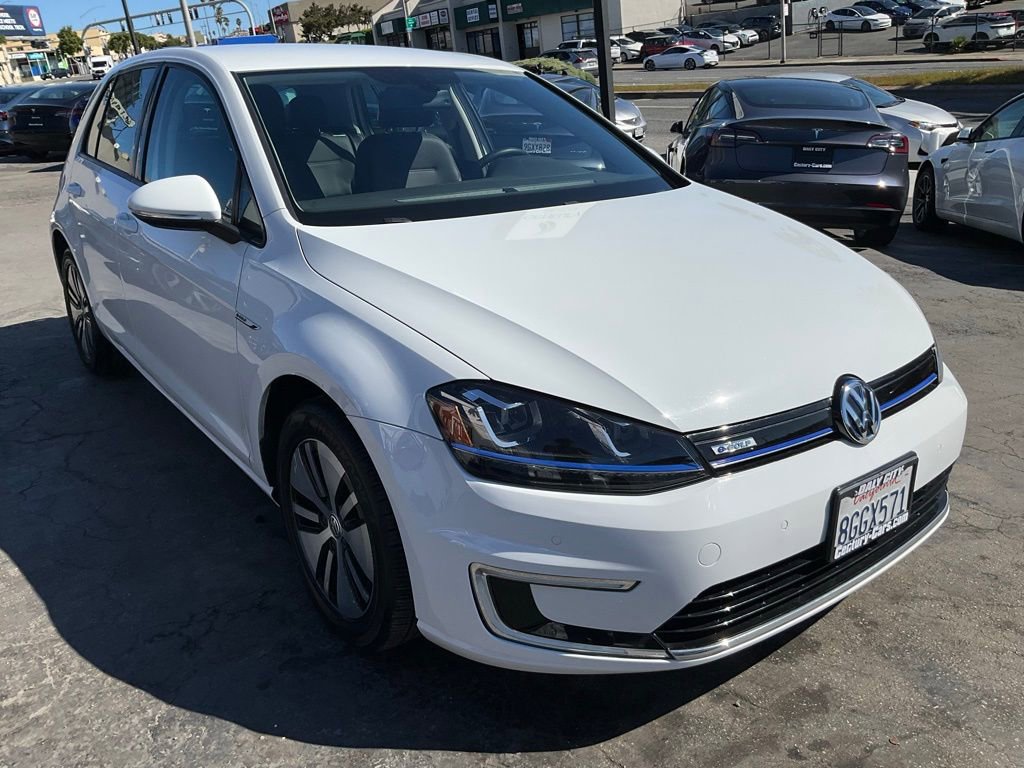 Used 2015 Volkswagen e-Golf SEL Premium image 62
