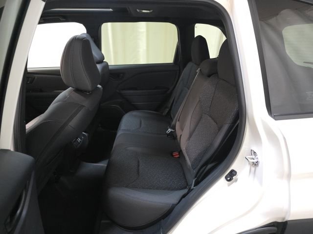 Certified 2025 Subaru Forester Premium AWD/4WD image 26