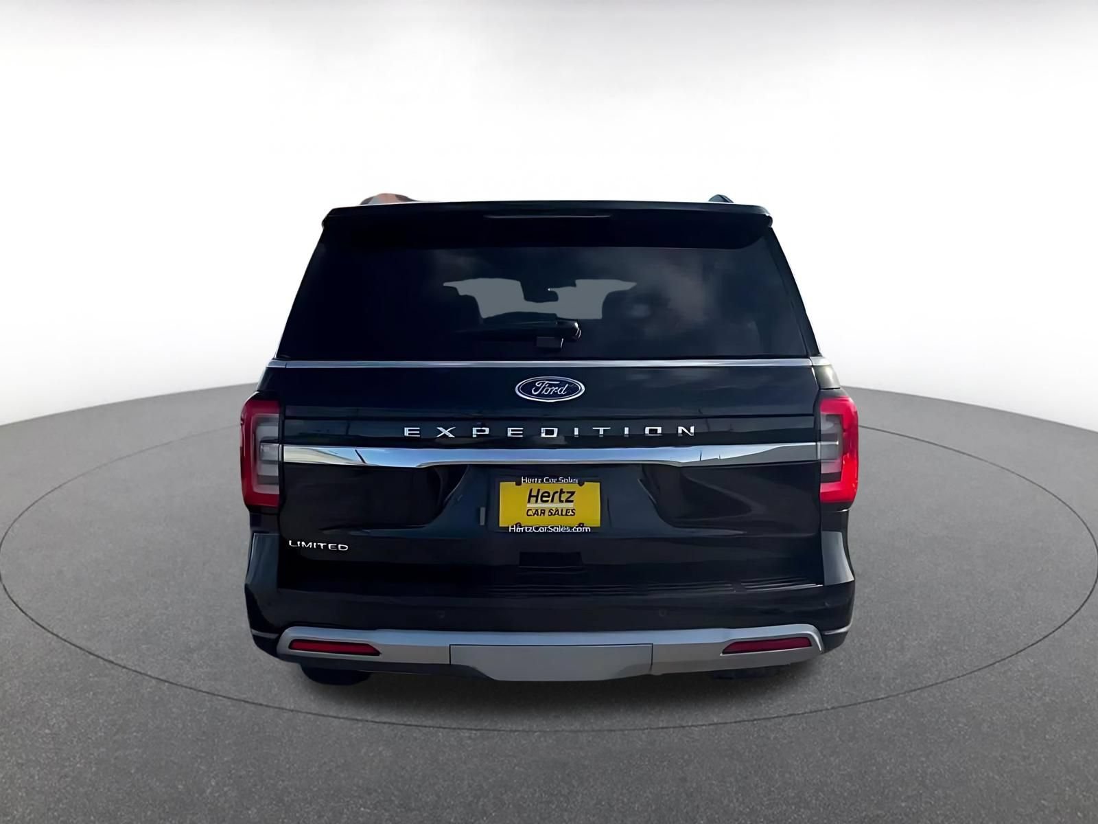 Used 2024 Ford Expedition Limited AWD/4WD image 12