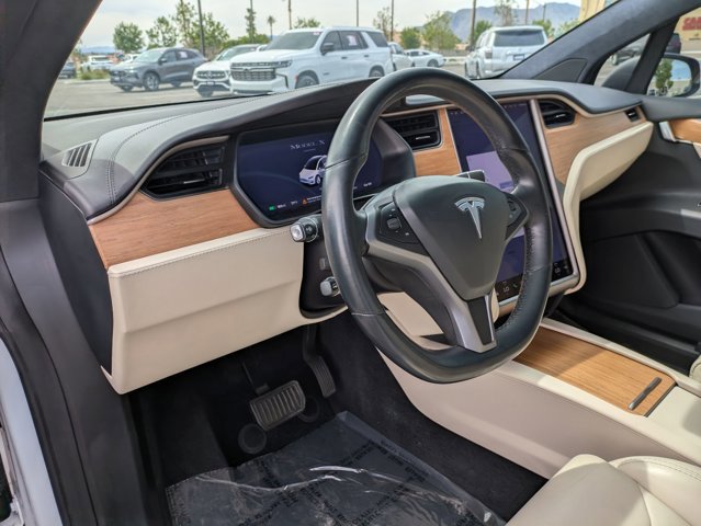 Used 2020 Tesla Model X Long Range image 10