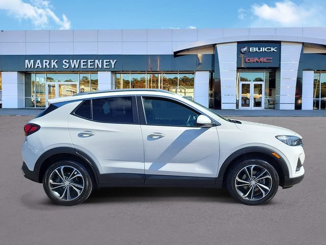 Used 2023 Buick Encore GX Select w/ Safety Package II FWD image 28