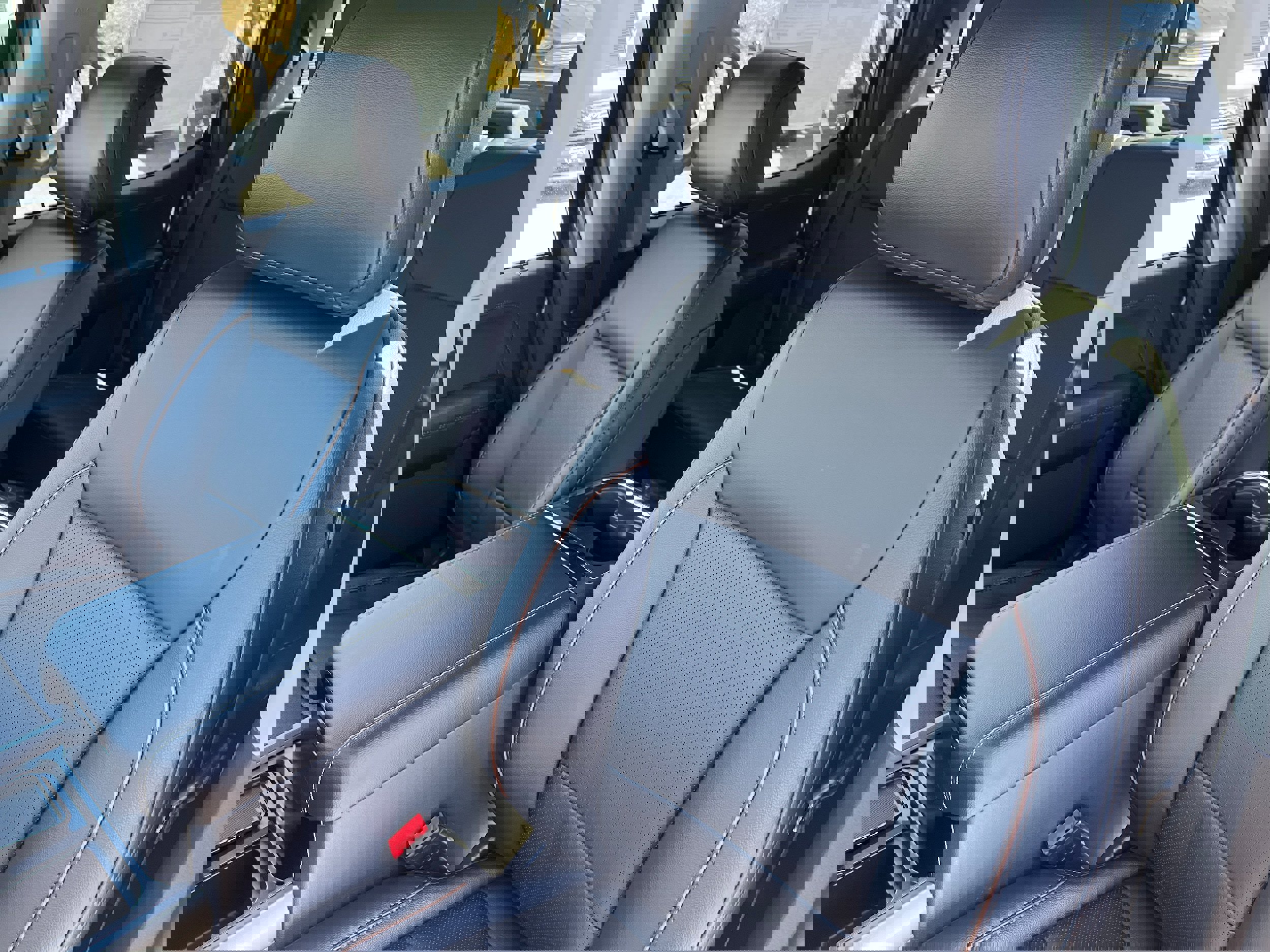 New 2026 Ford F350 Lariat w/ Black Appearance Package image 8