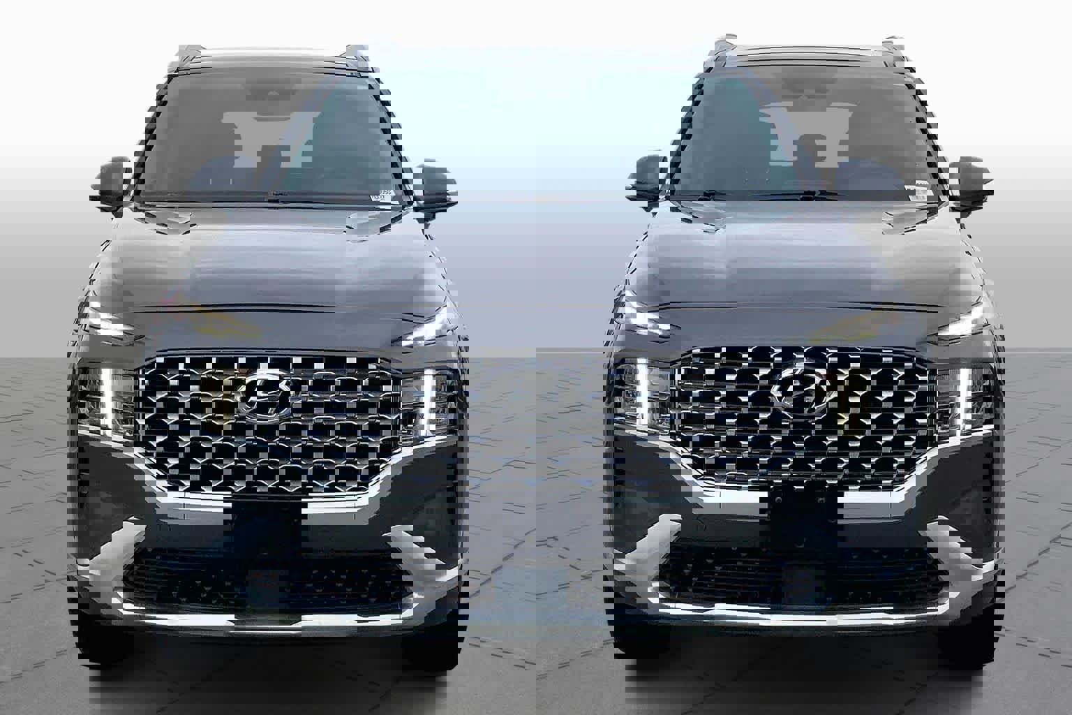 Used 2021 Hyundai Santa Fe SEL Premium image 3