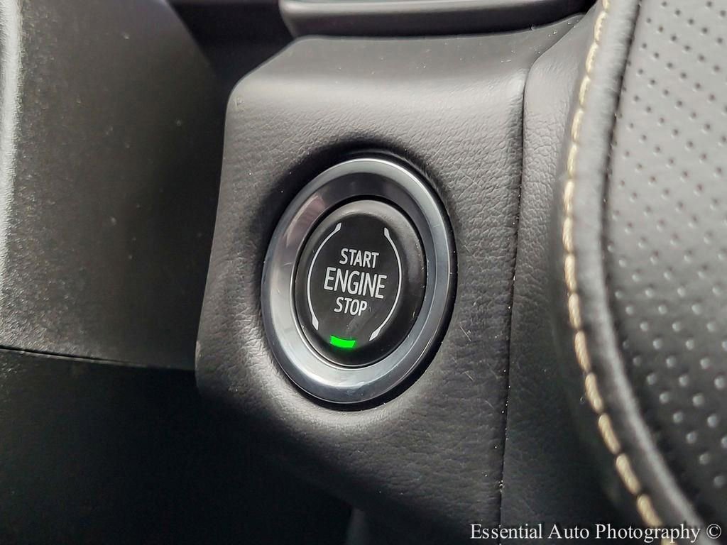Used 2023 Chevrolet Suburban Premier image 17