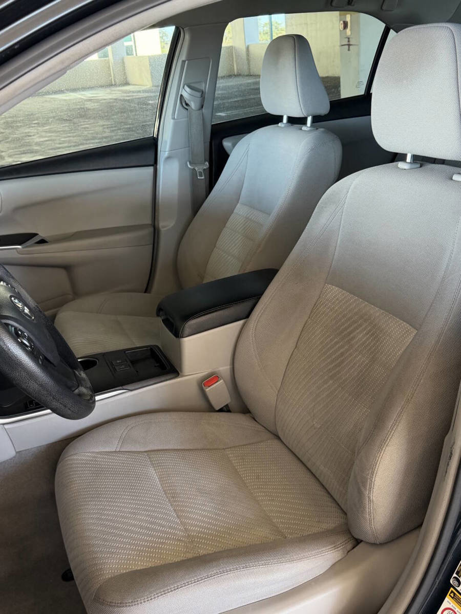 Used 2017 Toyota Camry XLE image 31