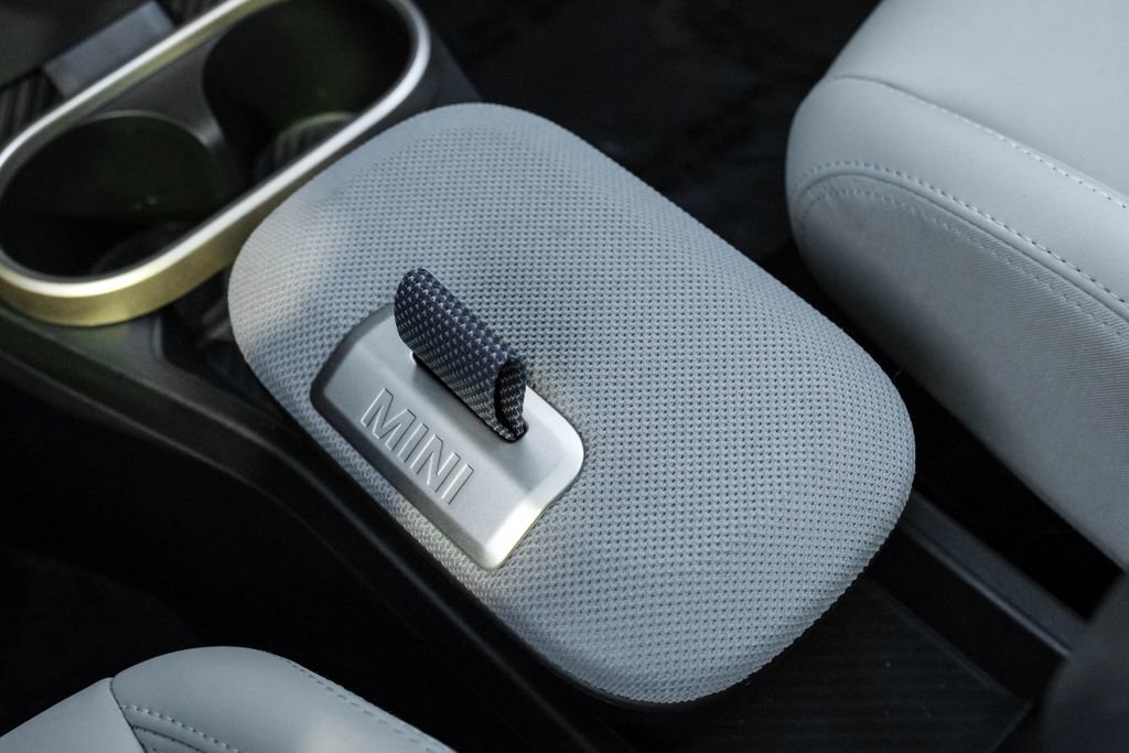 Used 2025 MINI Cooper S image 26