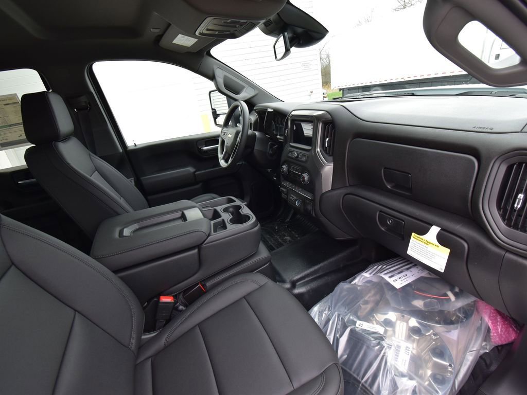 New 2026 Chevrolet Silverado 3500 W/T image 10