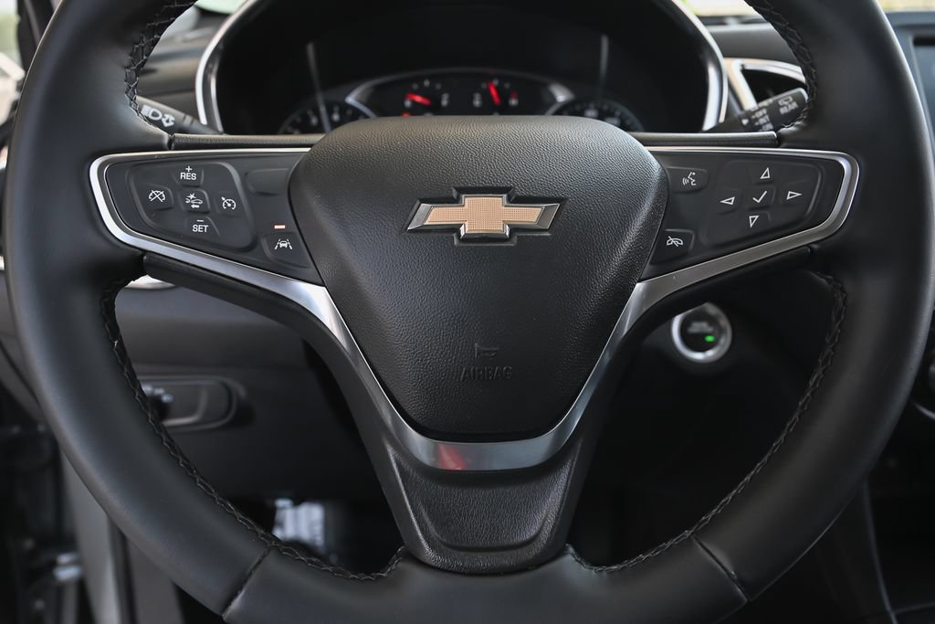 Used 2024 Chevrolet Equinox LT FWD image 24