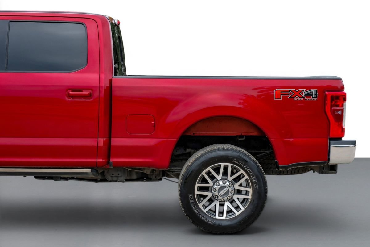 Used 2017 Ford F250 Lariat w/ Lariat Ultimate Package AWD/4WD image 11