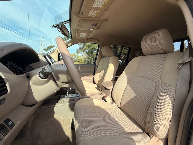 Used 2016 Nissan Frontier SV w/ SV Value Truck Package image 7