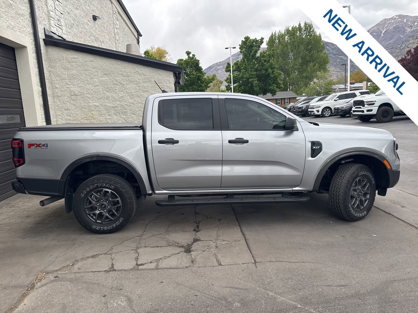 Used 2024 Ford Ranger XLT w/ FX4 Off-Road Package AWD/4WD image 8
