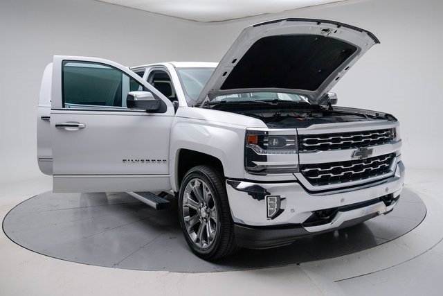 Used 2018 Chevrolet Silverado 1500 LTZ w/ LTZ Plus Package image 15